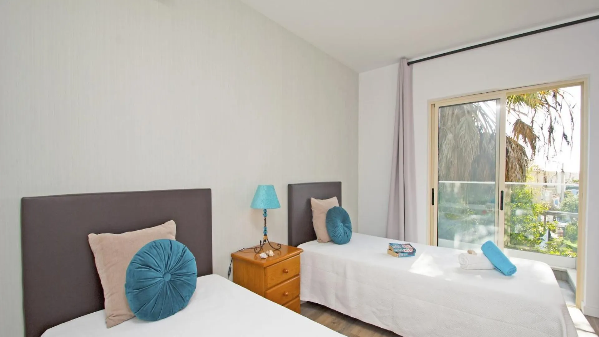 Villa With Heatable Pool Albufeira
