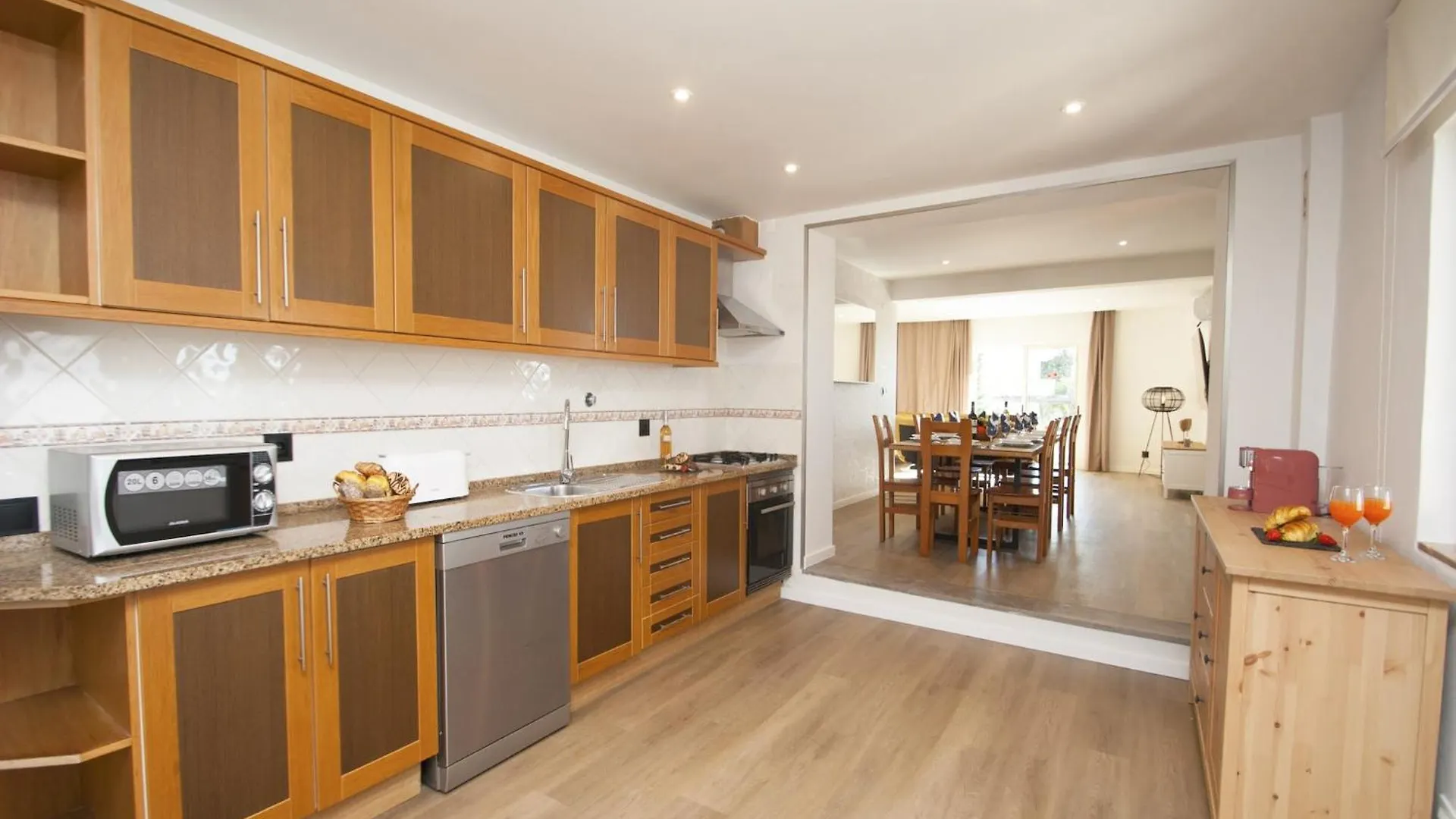 Villa With Heatable Pool Albufeira