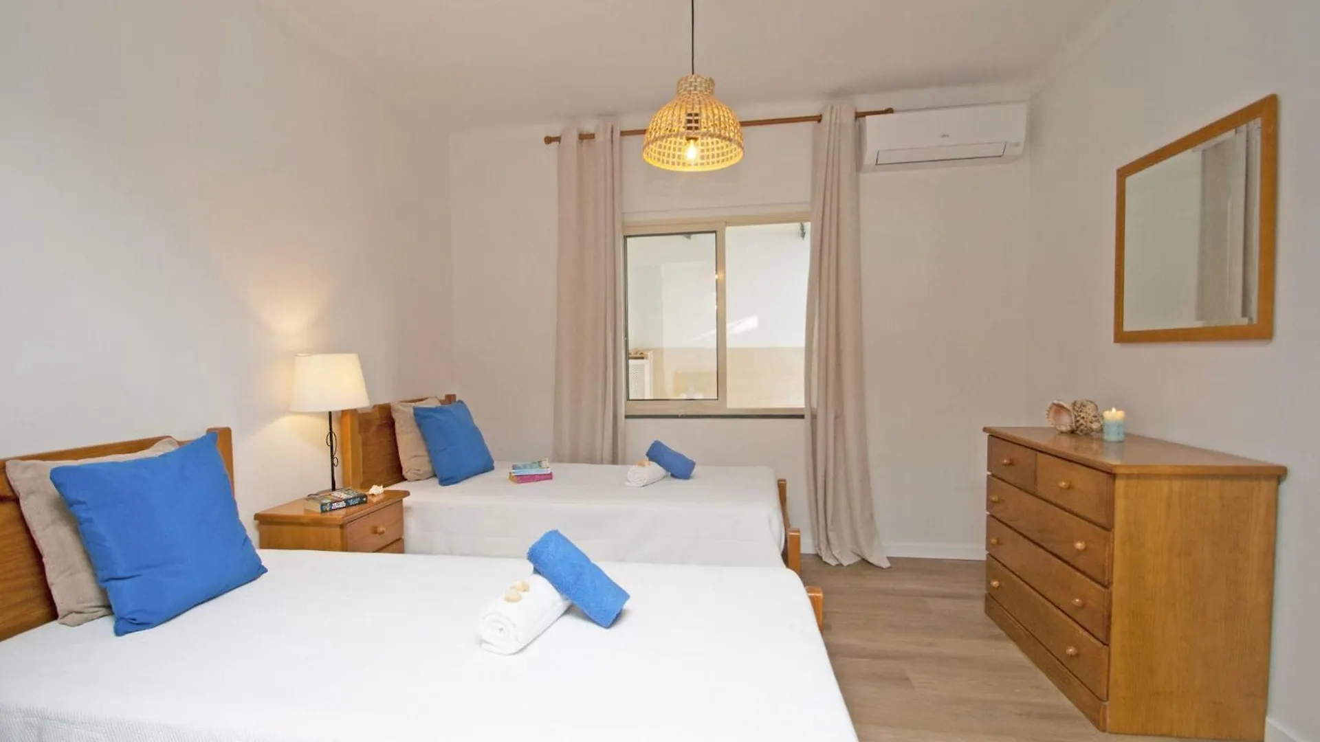 Villa With Heatable Pool Albufeira