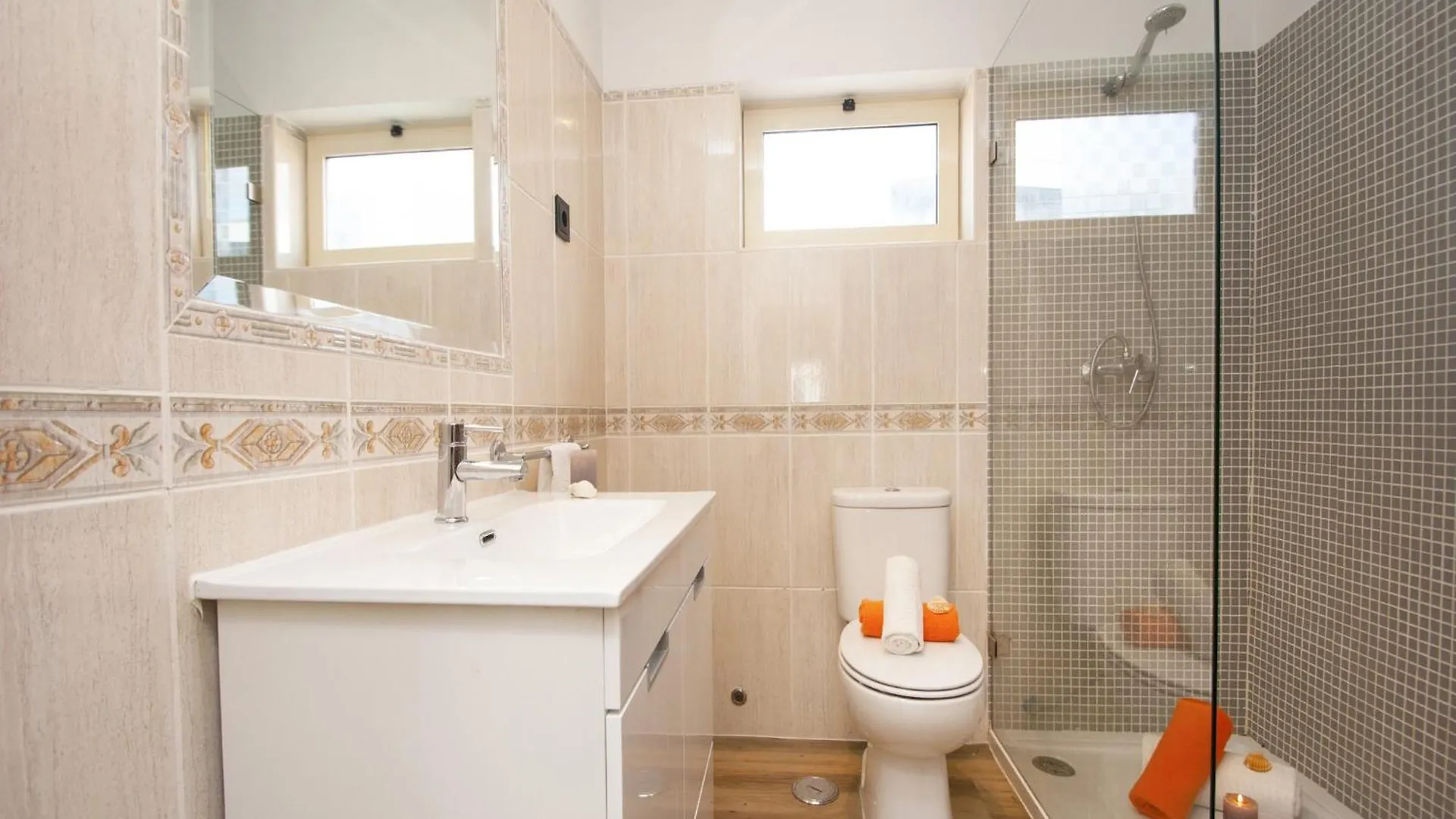 Villa With Heatable Pool Albufeira